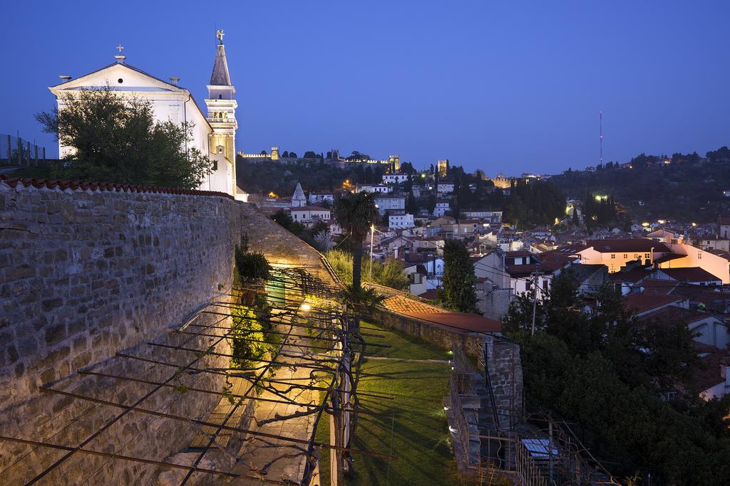 Holiday Home Amazing View Piran Bagian luar foto