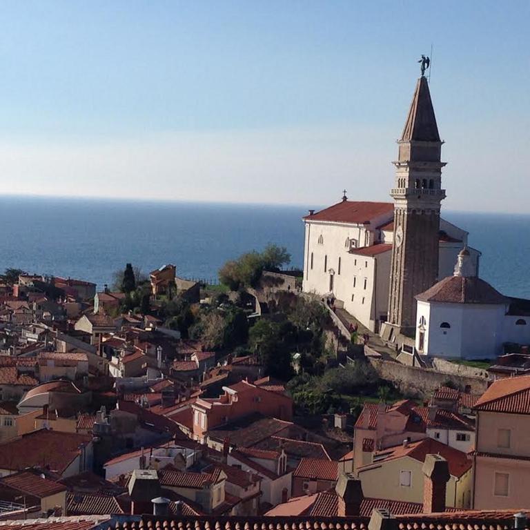 Holiday Home Amazing View Piran Bagian luar foto